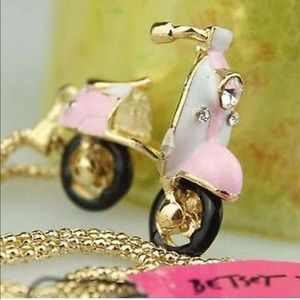 Motor scooter charm necklace movable wheels Nwot HTF